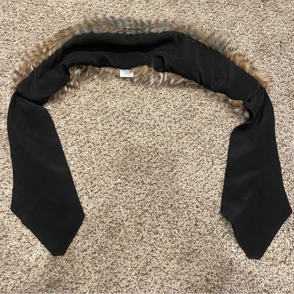 ***Relisting Soon*** Faux Fur Collar Cowl - Picture 3 of 5